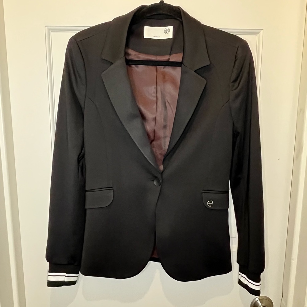 Elias Rumelis Black "Leya Sport" Blazer with Ribbed Cuffs Size Medium